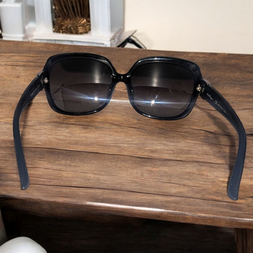 Salvatore Ferragamo Black Sunglasses - Picture 4 of 8